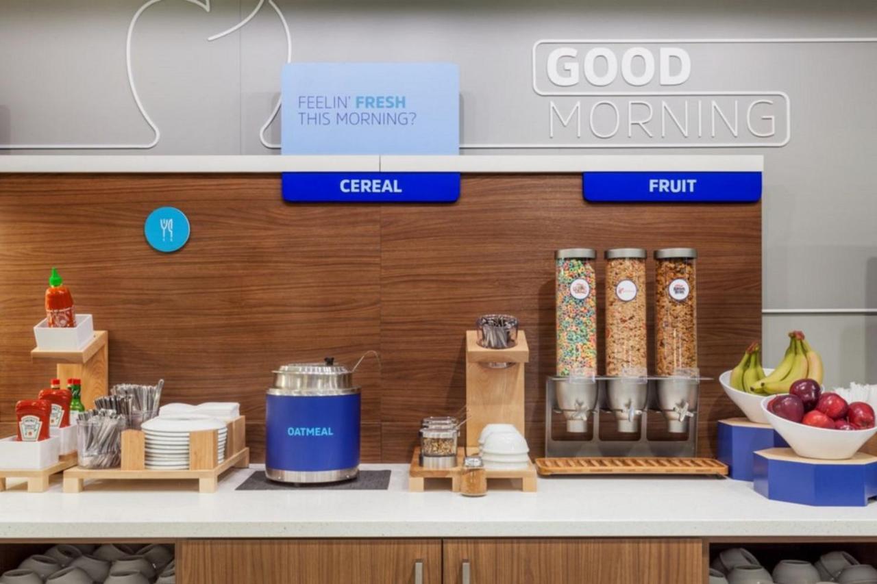 Holiday Inn Express & Suites - Bullhead City By Ihg Kültér fotó